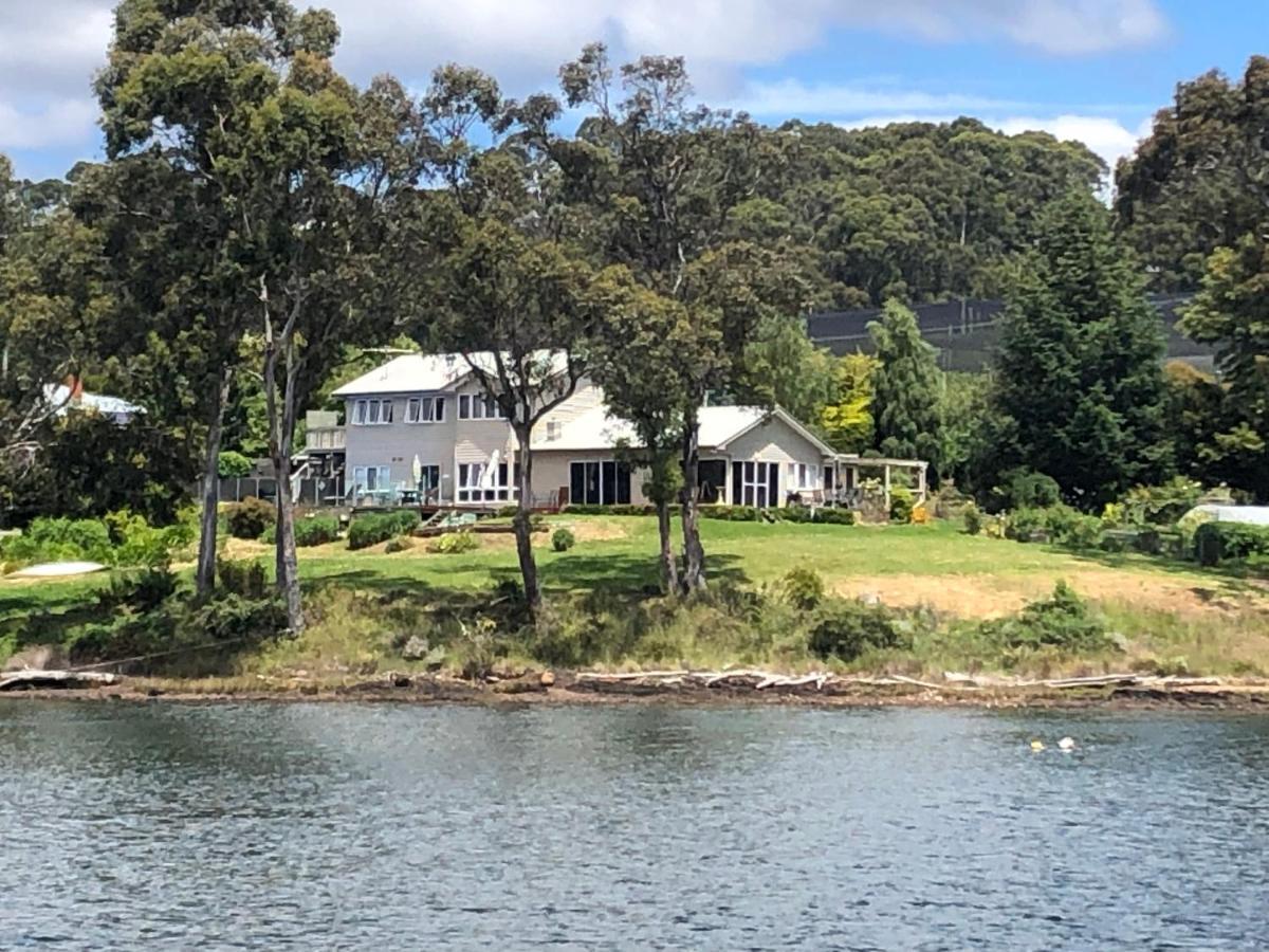 Anchorage Waterfront Retreat Lejlighed Castle Forbes Bay Eksteriør billede